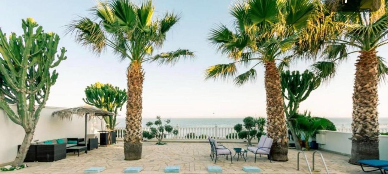 Zygi Beachfront Villa Ngoại thất bức ảnh