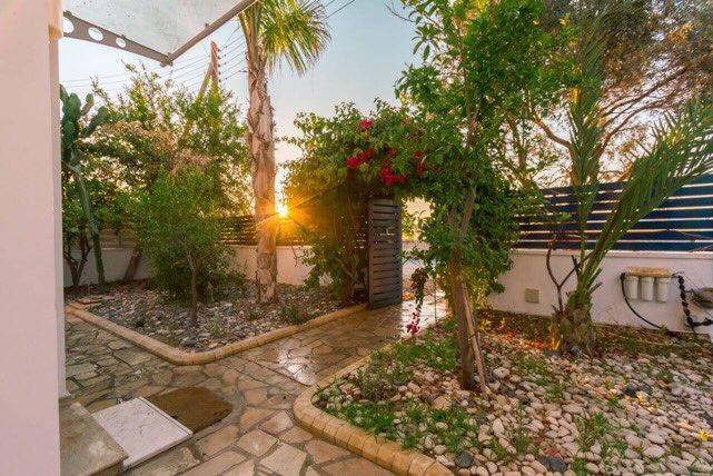 Zygi Beachfront Villa Ngoại thất bức ảnh
